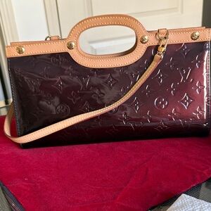 Louis Vuitton Patent Leather Amarante Cluch Purse